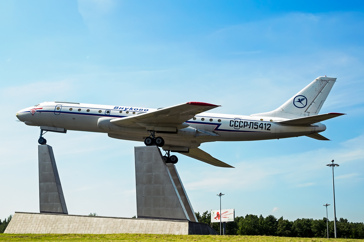 Tupolev Tu-104, CCCP-L5412
