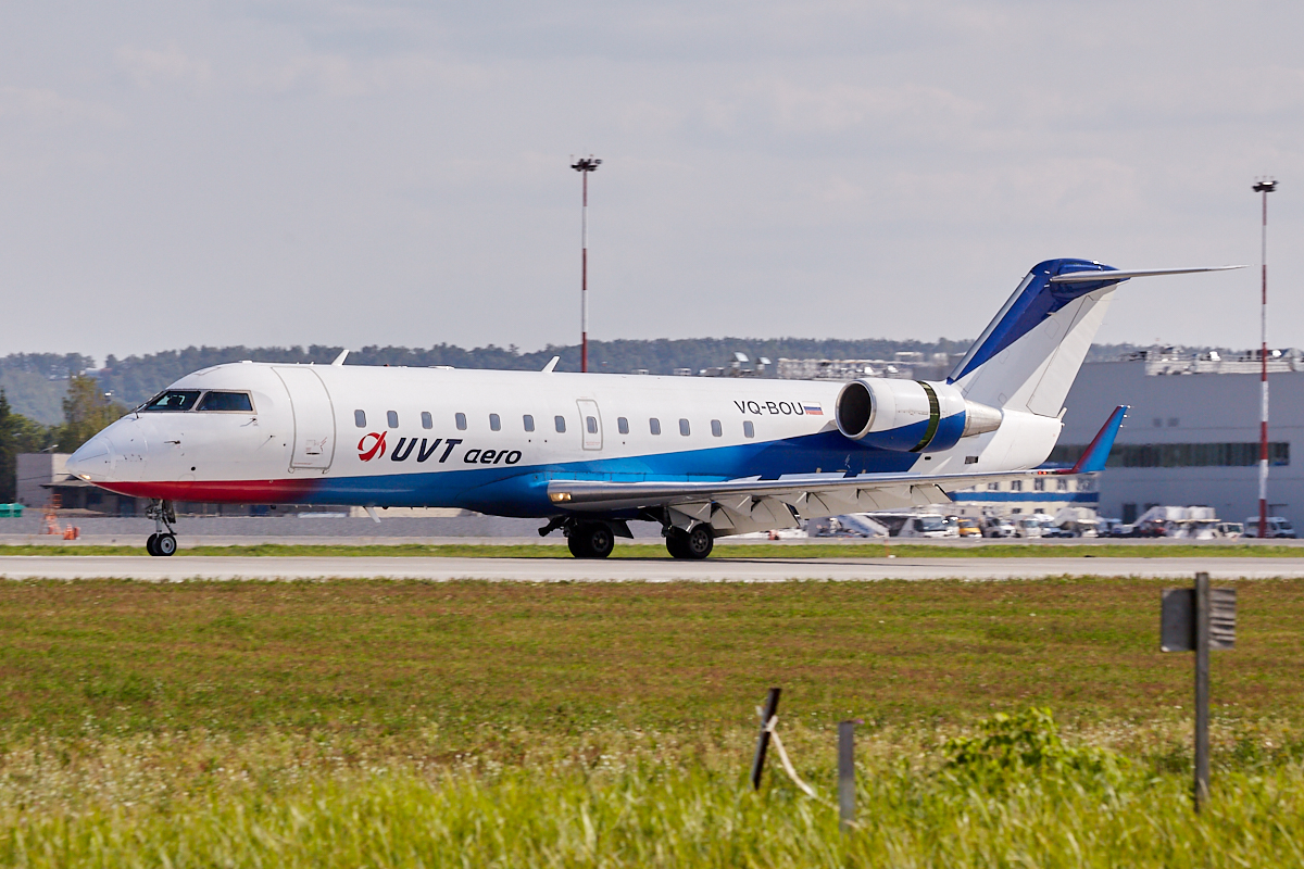 Bombardier CRJ, VQ-BOU